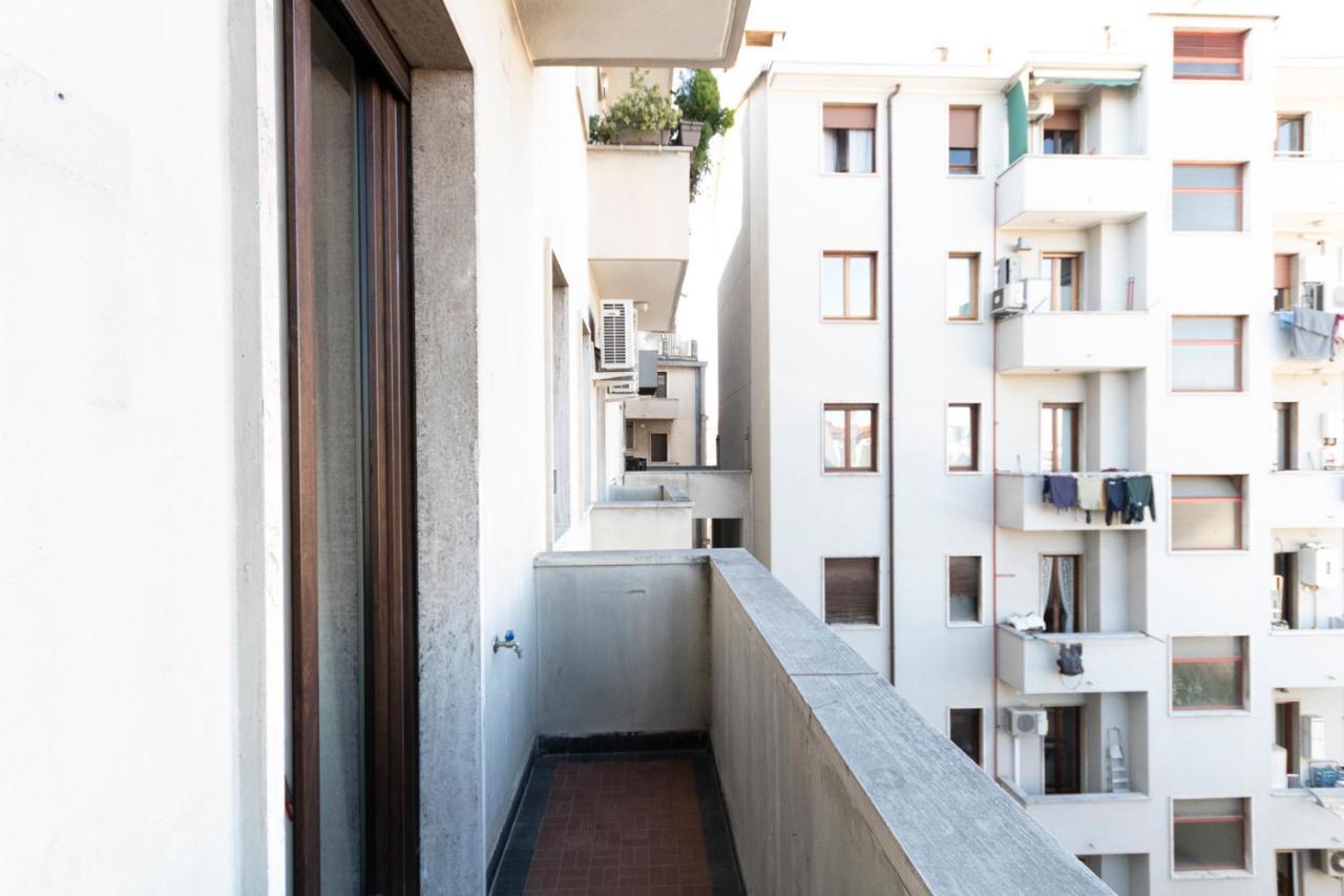 Via Torino Apartment 1 Milão Exterior foto